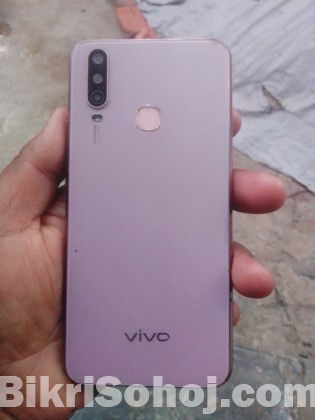 Vivo y17